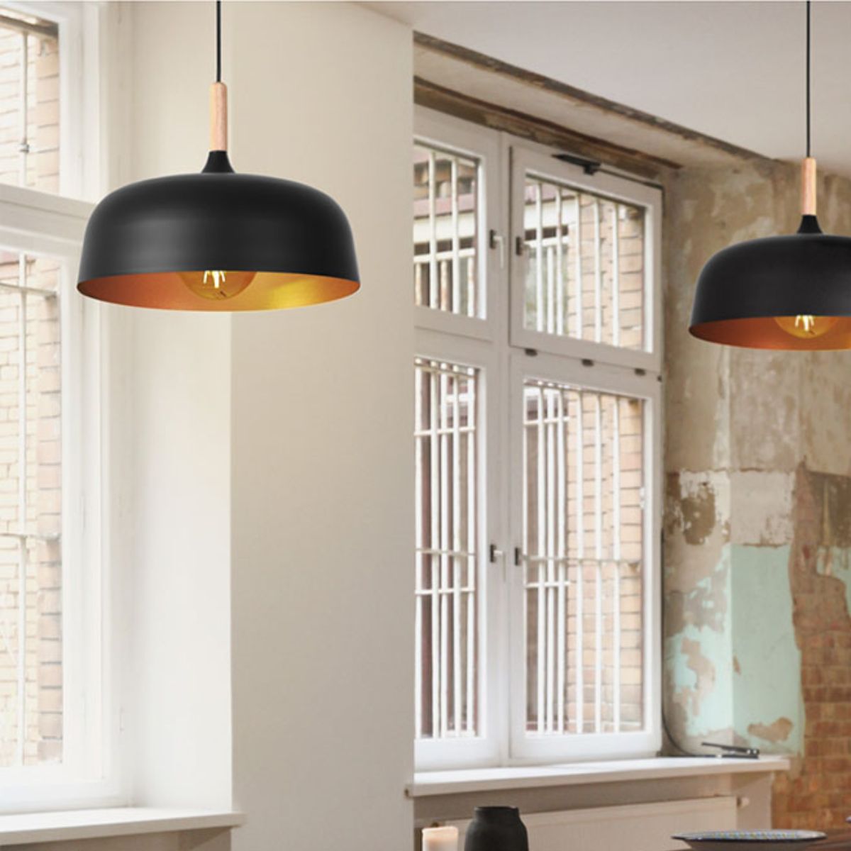Lampara-de-techo-Genaro-Lumit-60W-altura-regulable-negro-oro-Ø32-cm