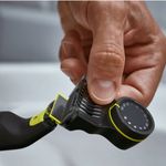 Afeitadora-Philips-OneBlade-Pro-360-cuerpo-y-cara-negro-peine