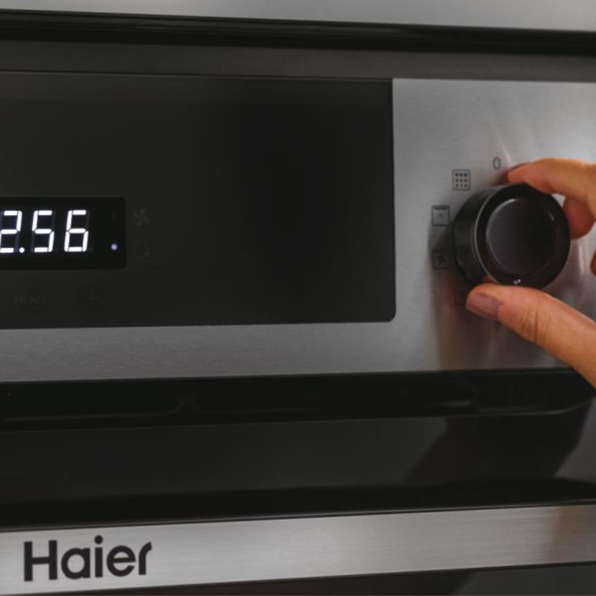Horno-Haier-HWO60SM2P8XH-70L-pirolitico-A-inox-595-cm-mandos