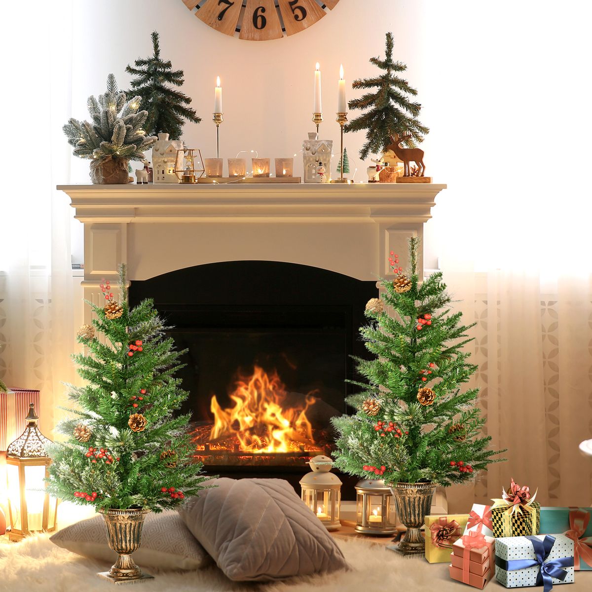 Pack de 2 árboles de Navidad Homcom con bayas y piñas verde Ø48x90 cm