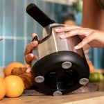 Exprimidor-electrico-Cecotec-EssentialVita-Hyden-120-Steel-120W-acero-inox-base-con-tapa