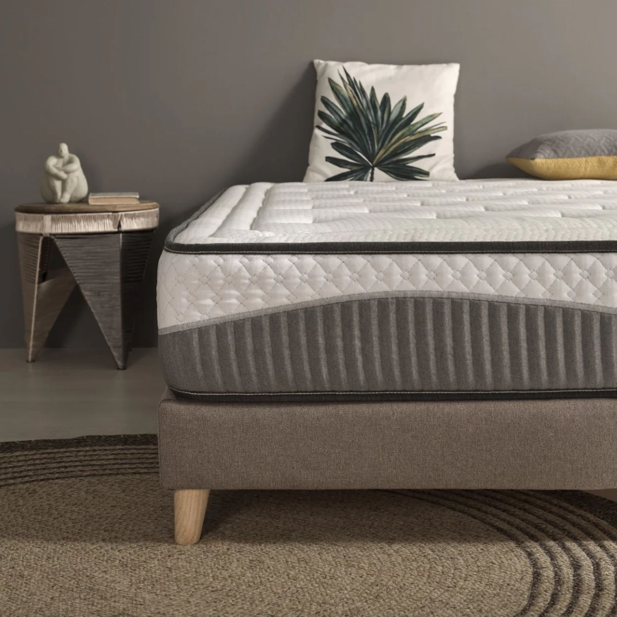 Colchon-viscoelastico-Clean-Plus-nucleo-HR-alta-densidad-blanco-28-cm-detalle
