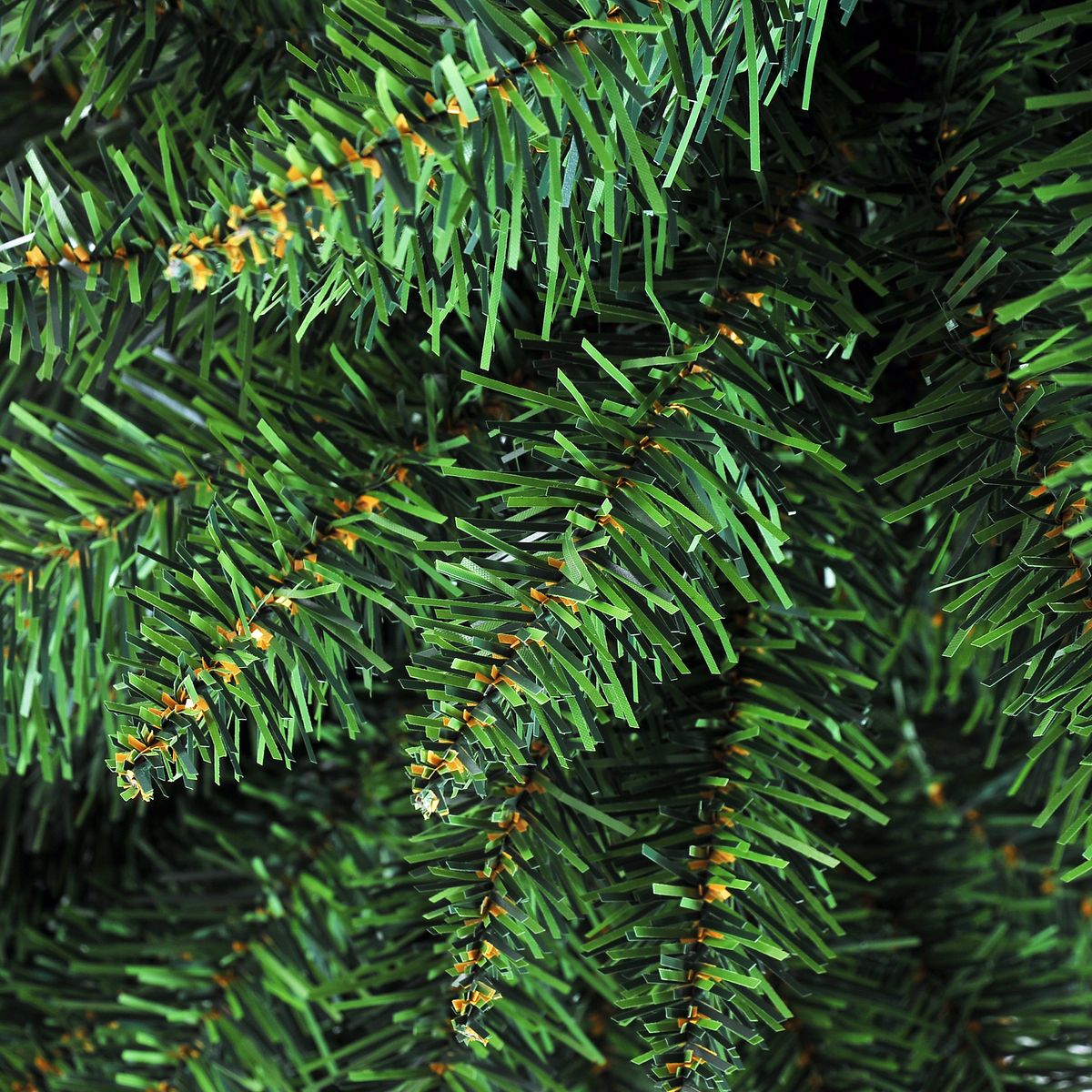 Árbol de Navidad Homcom 390 ramas diseño estrecho verde Ø55 x 180 cm detalle
