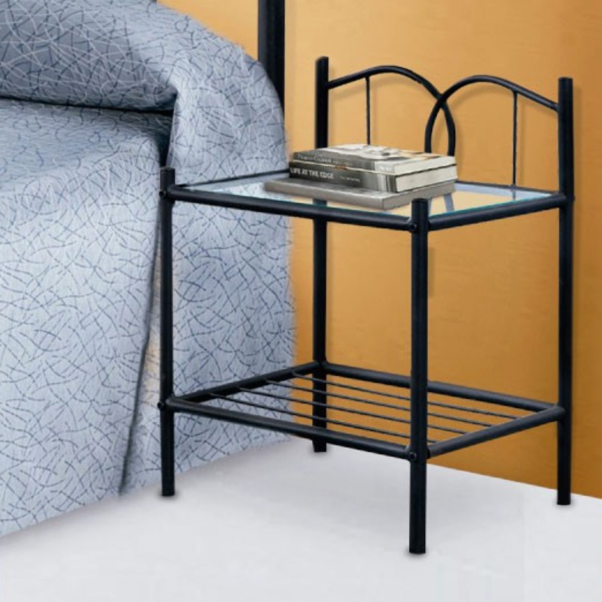 Mesita de noche Cynthia diseño forjado negro 60x46x46 cm animada