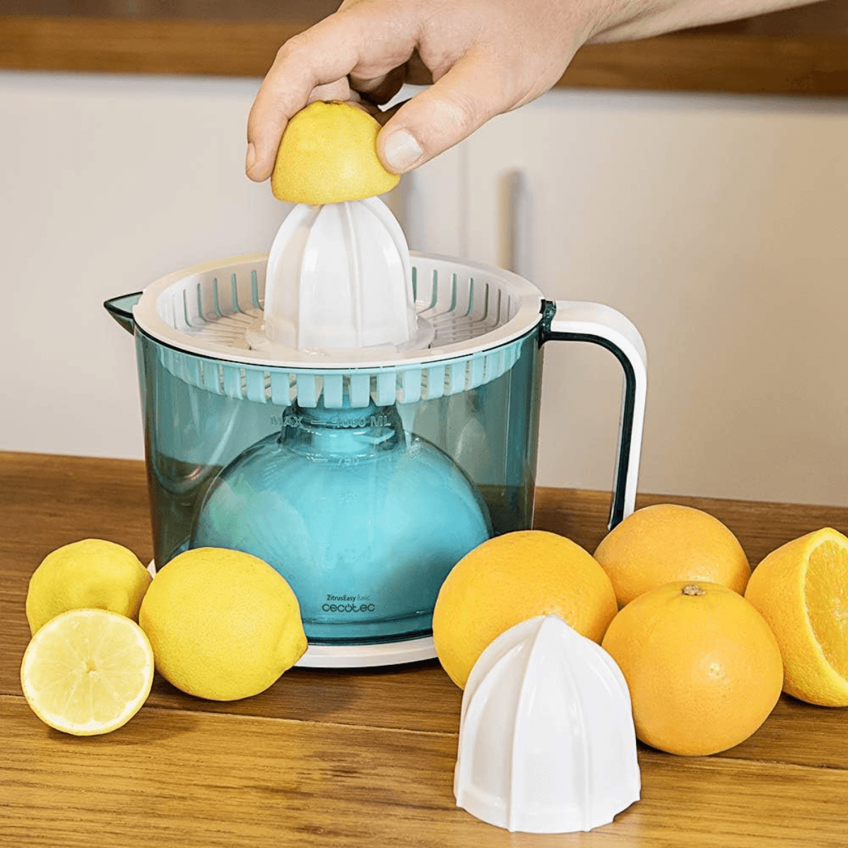 9Exprimidor eléctrico Cecotec ZitrusEasy 40W filtro BPA azul/blanco animada