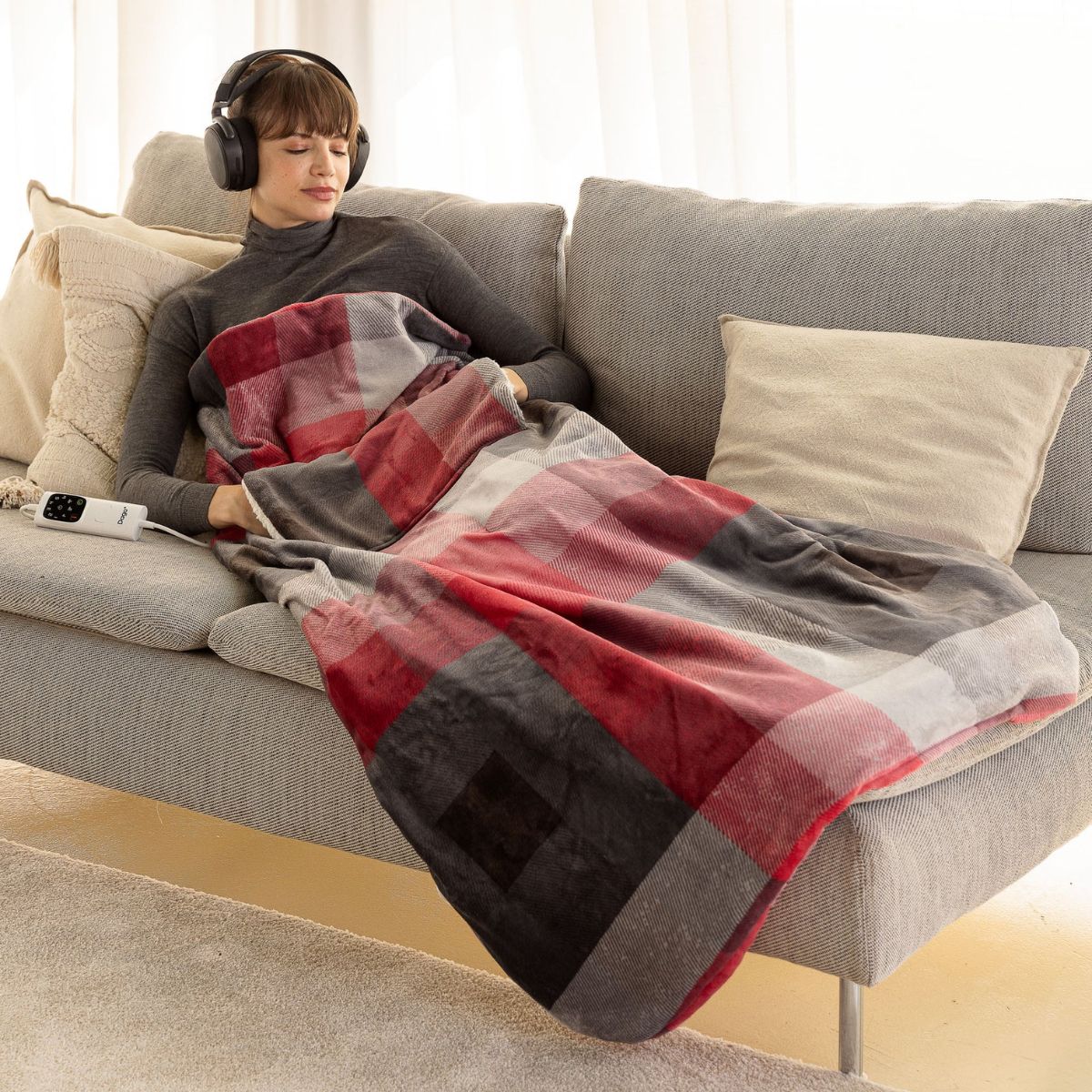 Manta eléctrica Daga Relax Suave Plus con bolsillos rojo 150x110 cm animada