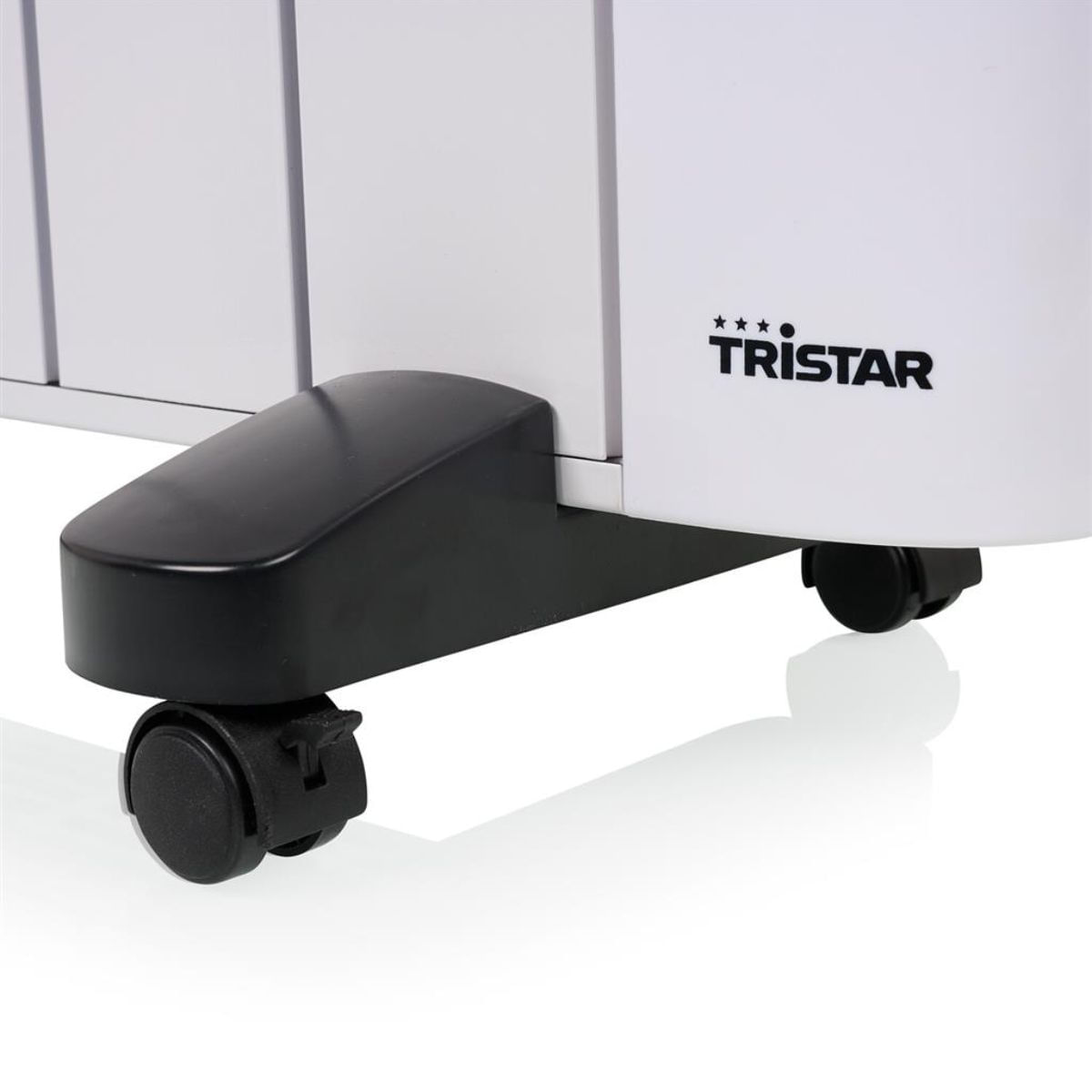 Emisor termoeléctrico Tristar KA-5866 600W convección 4 elementos blanco