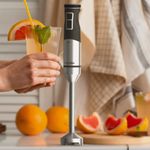 Batidora de mano Universal Blue Twisty 7150XL 1500W con vaso negro/inox animada