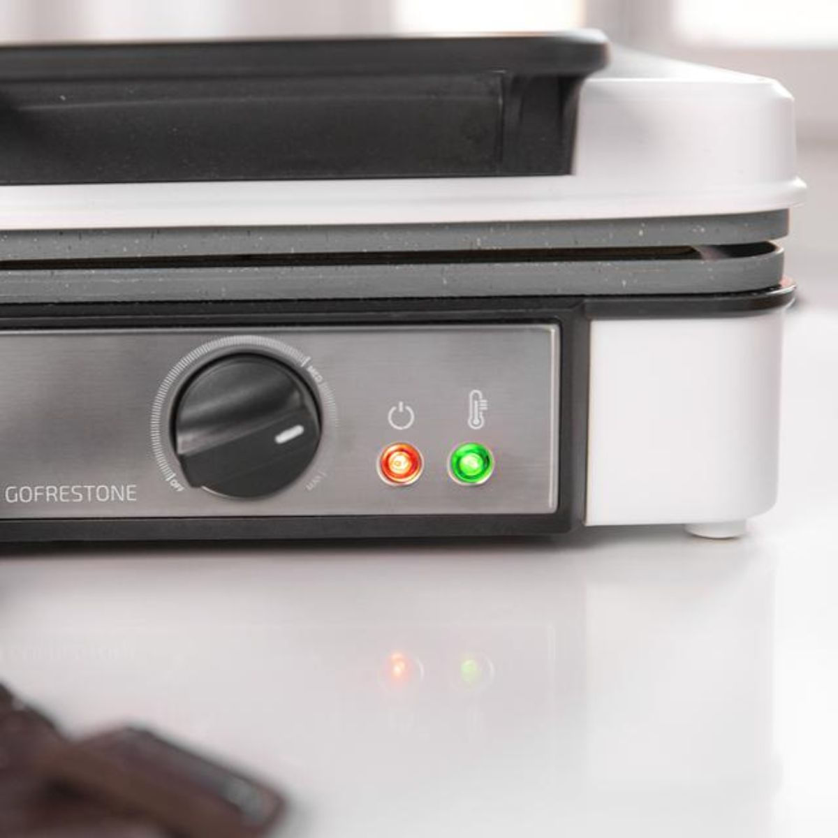 Gofrera Cecotec Fun Gofrestone 4Inox 1200W antiadherente negro