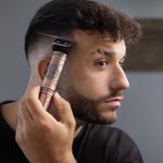 12Perfiladora de pelo Cecotec Bamba PrecisionCare Warrior 1500 mAh 4 peines guía cobre