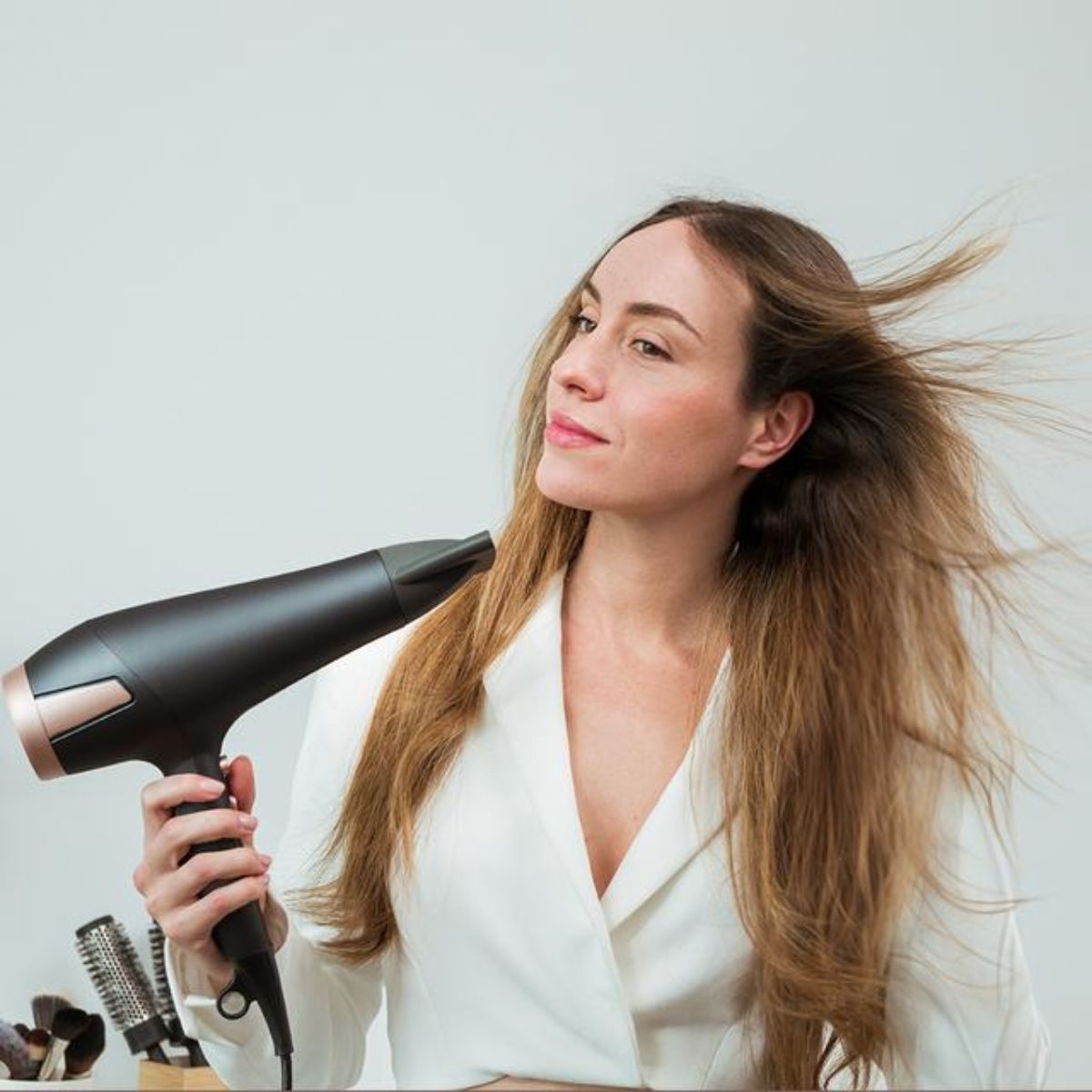 Secador de pelo Cecotec IoniCare Elegance AC 2400 W tecnología de iones negro