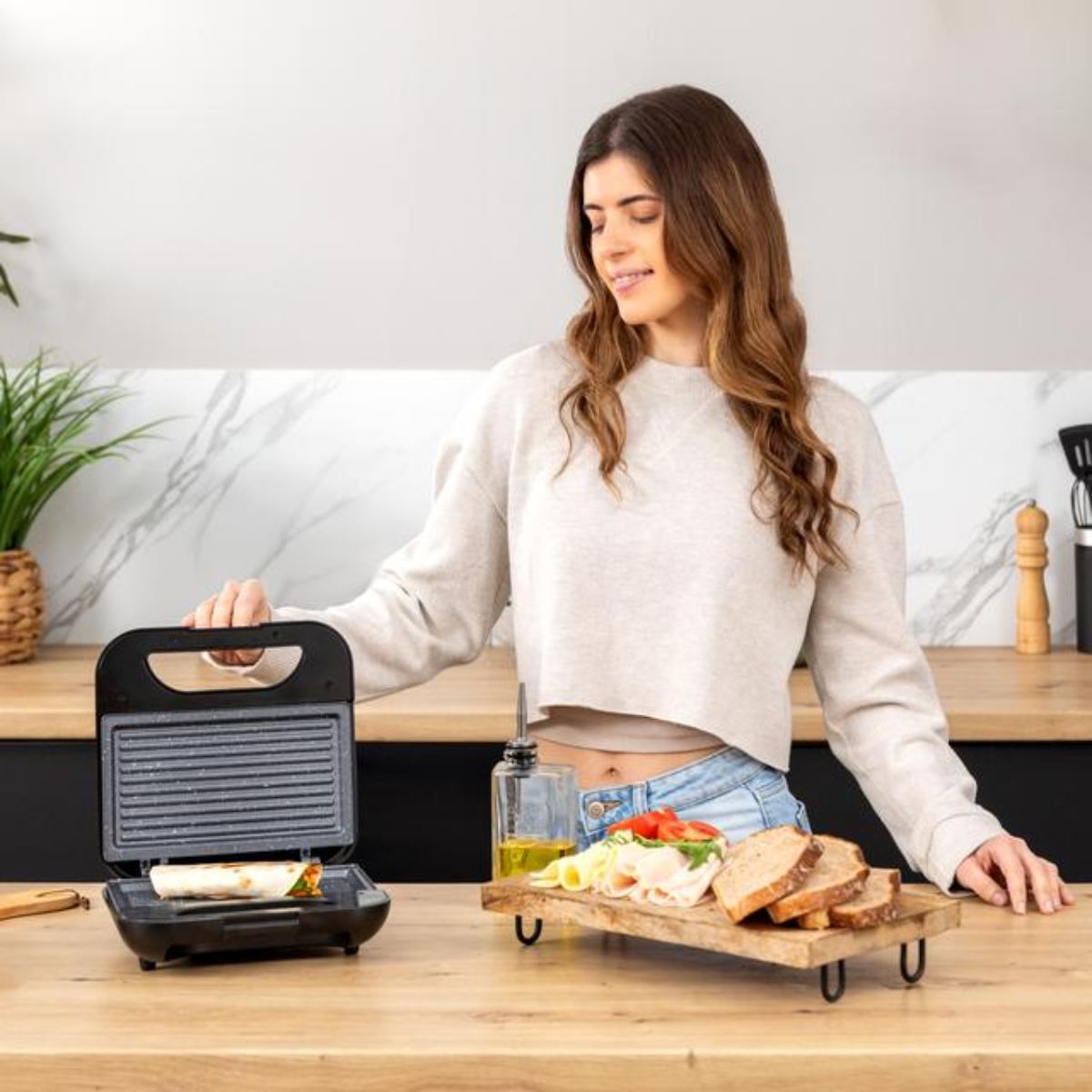 Sandwichera Cecotec Rock’nToast Grill 800W estilo parrilla inox