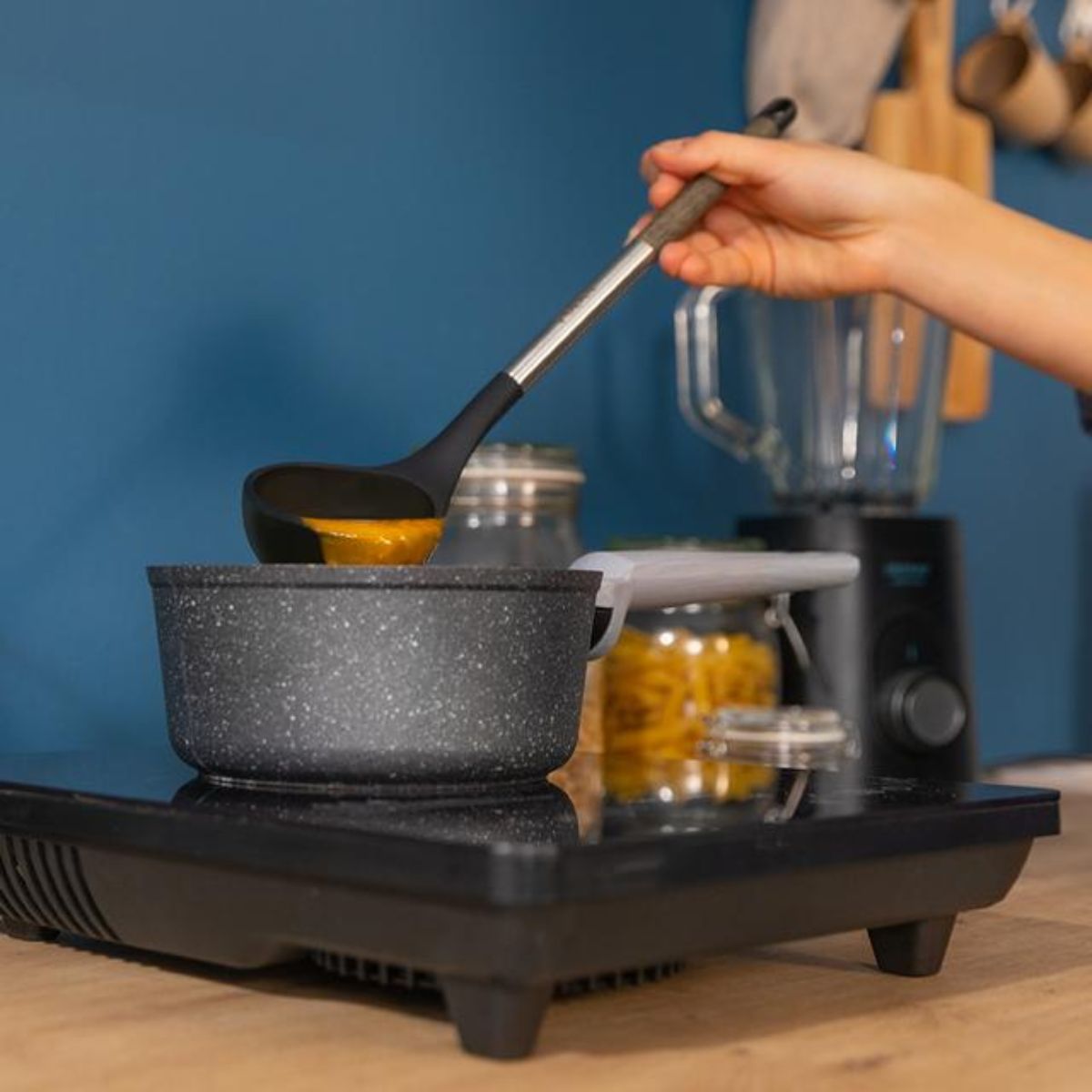 Set de 9 utensilios de cocina Cecotec Polka Excellence Force mango soft touch negro