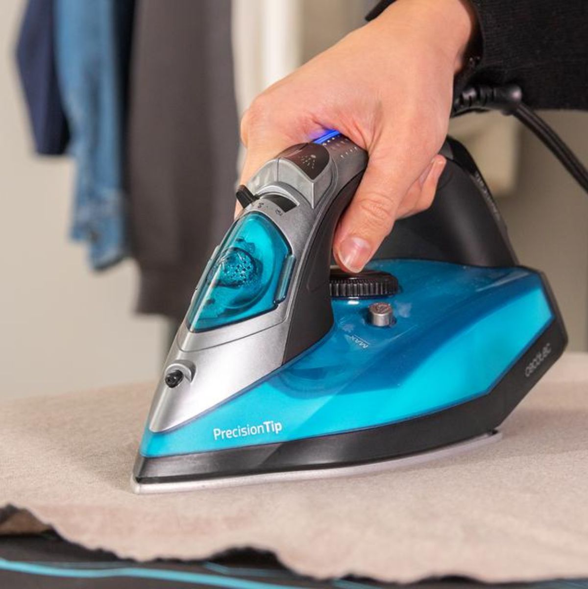 Plancha de vapor Cecotec Fast&Furious 5020 Force 2600W 210 g/min negro/azul detalle