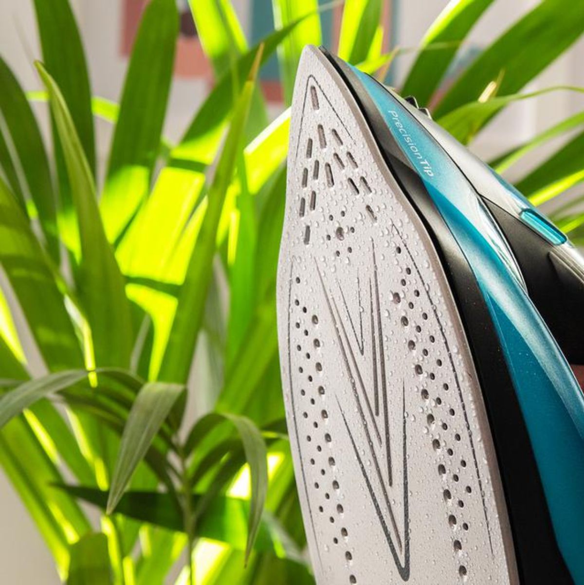 Plancha de vapor Cecotec Fast&Furious 5020 Force 2600W 210 g/min negro/azul detalle