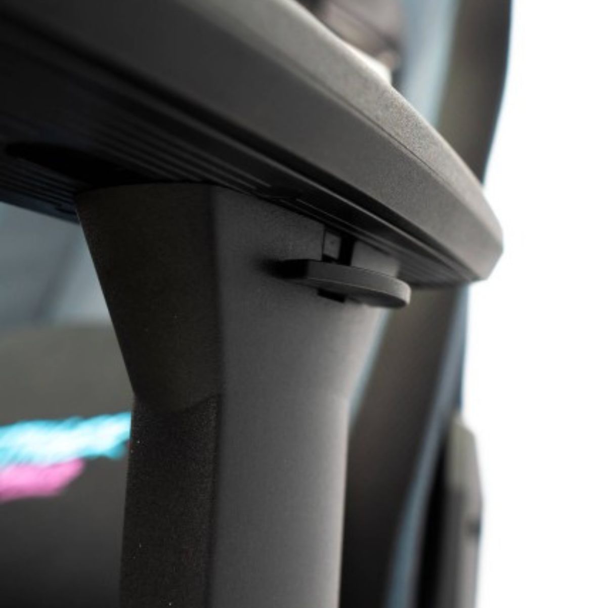 Silla gaming Woxter Stinger Station Elite con luces LED negro 128-137x72x57-120 cm