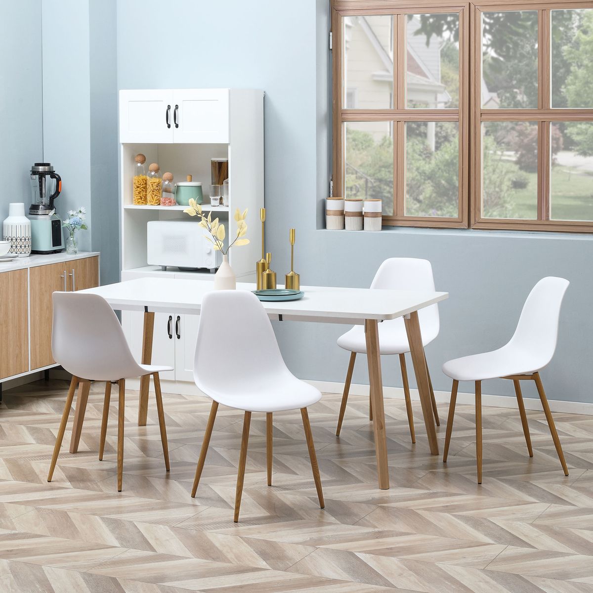 Pack de 4 sillas Rodonita Homcom respaldo alto blanco/natural 85,5x45x52 cm ambientada