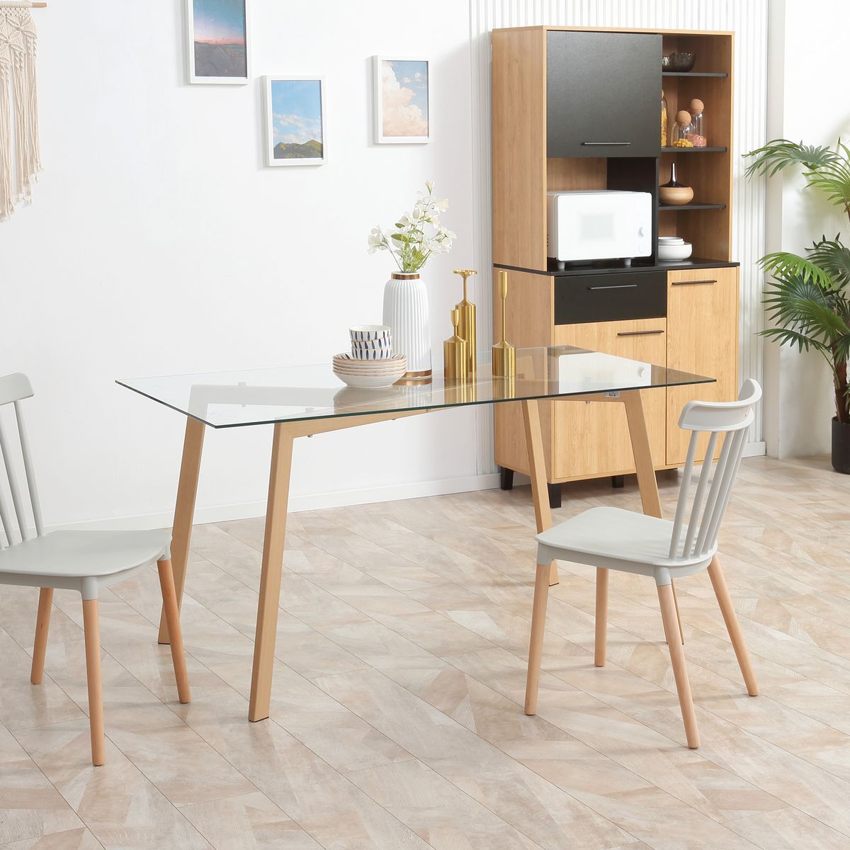 Mesa de comedor Rubí Homcom 6 personas cristal natural 76x150x75 cm ambientada