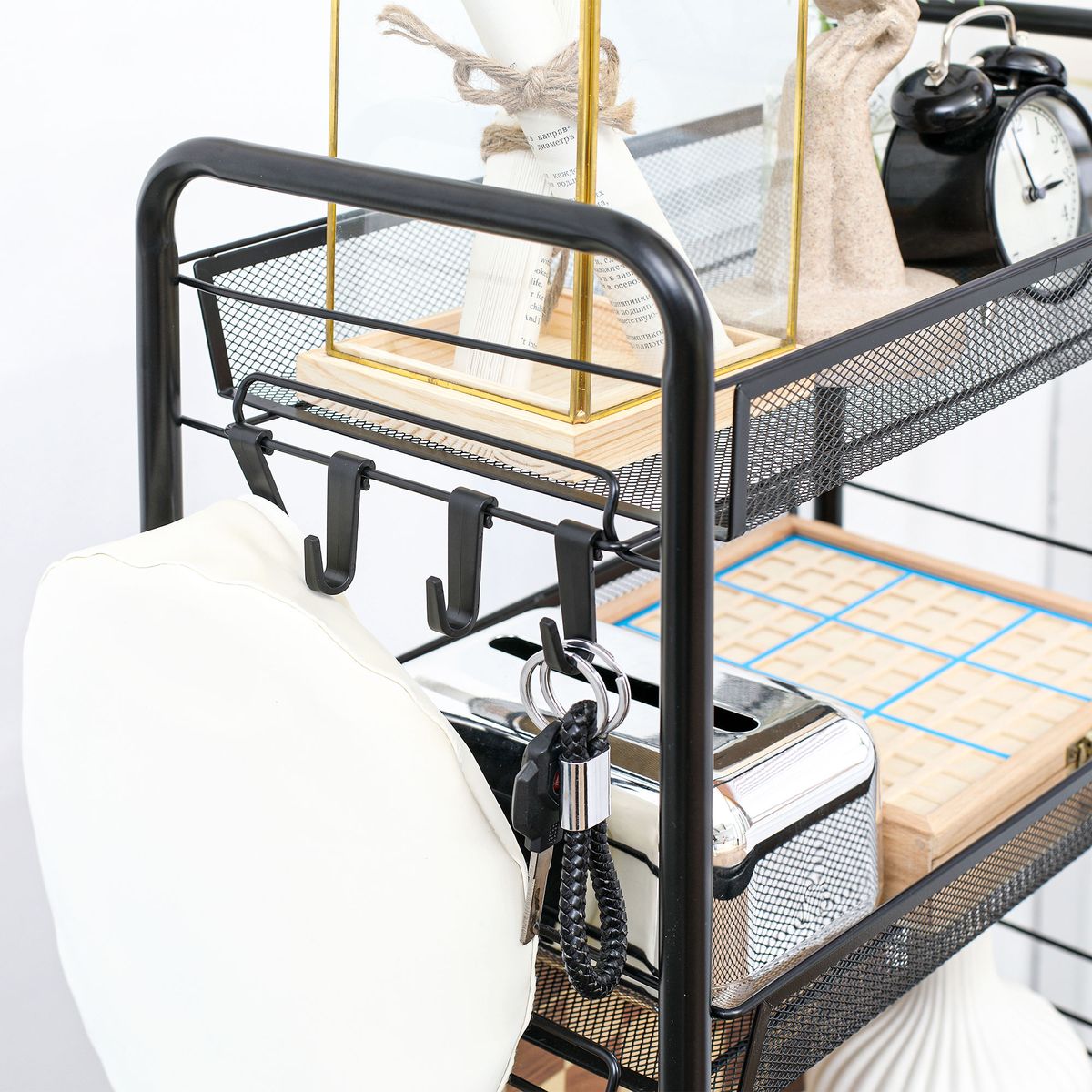 carrito-auxiliar-blum-homcom-4-niveles-ganchos-ruedas-negro-84x45x265cm