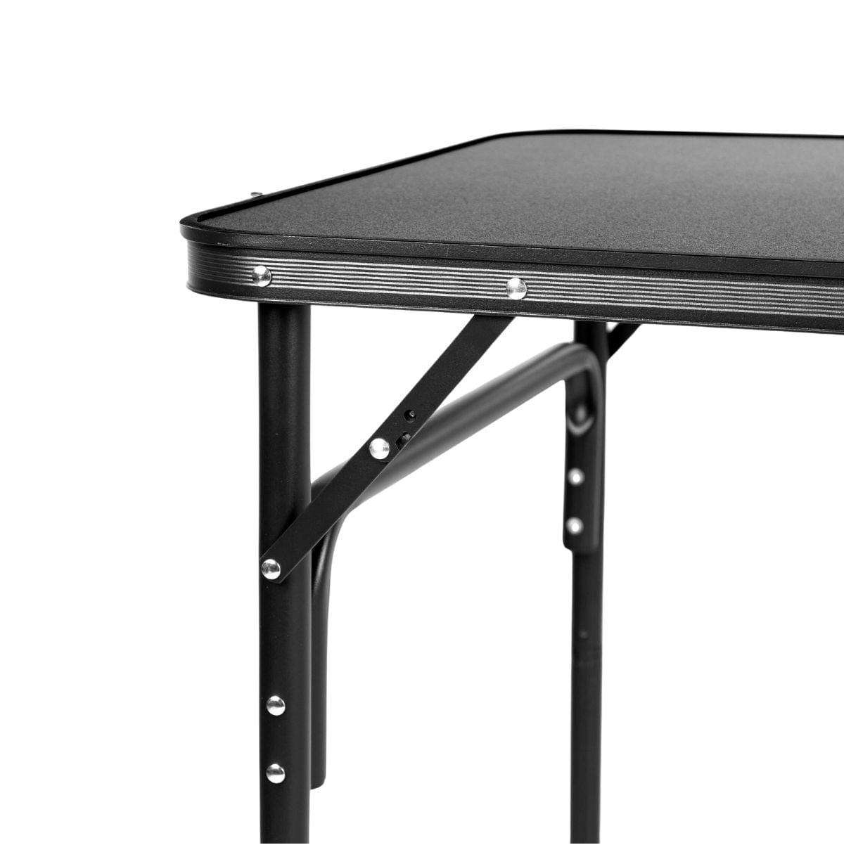 Mesa-de-camping-Aktive-diseño-maletin-negro-70x90x60-cm-detalle