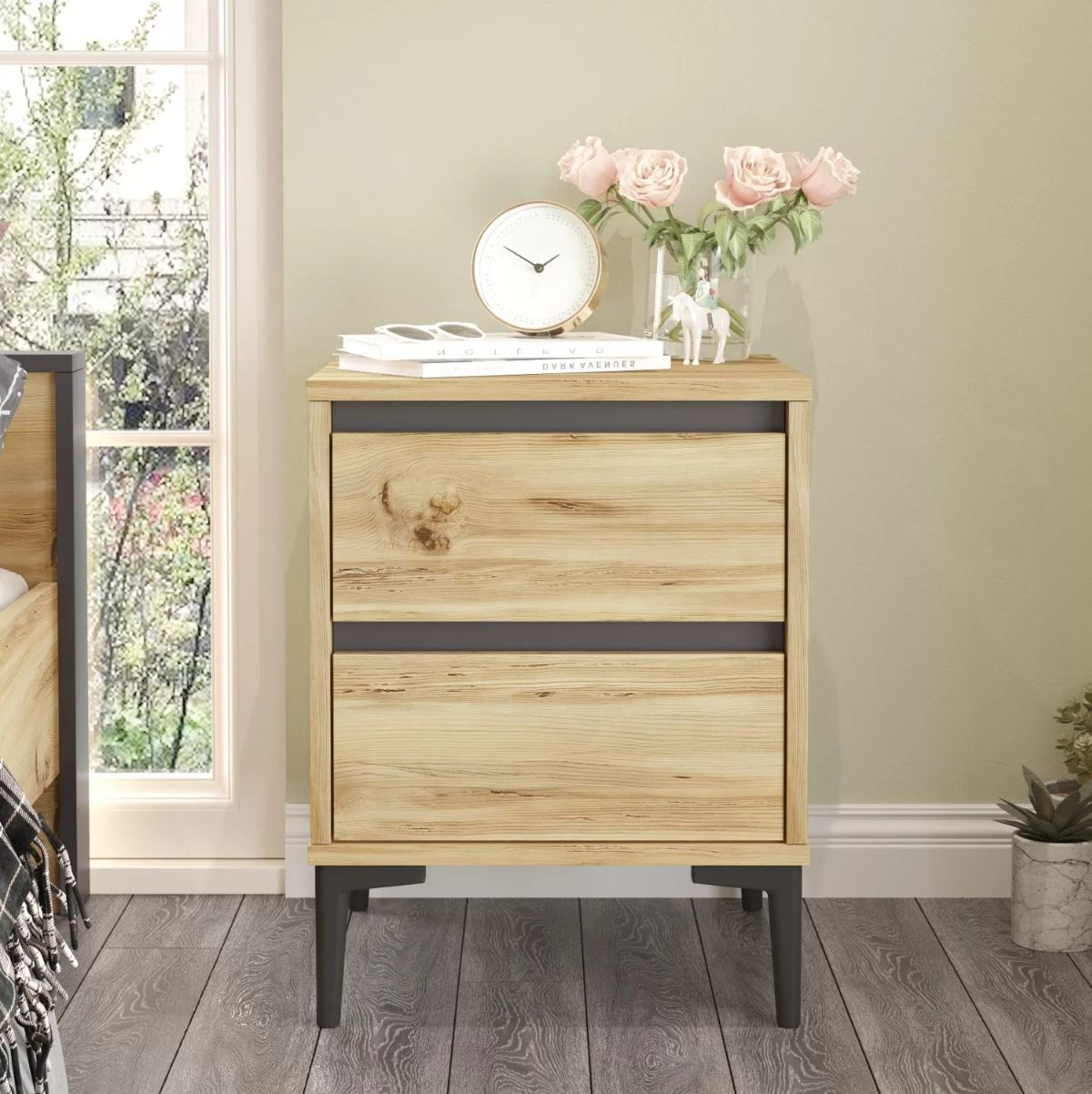 Mesita-de-noche-Mont-Blanc-2-cajones-con-patas-natural-58x45x45-cm