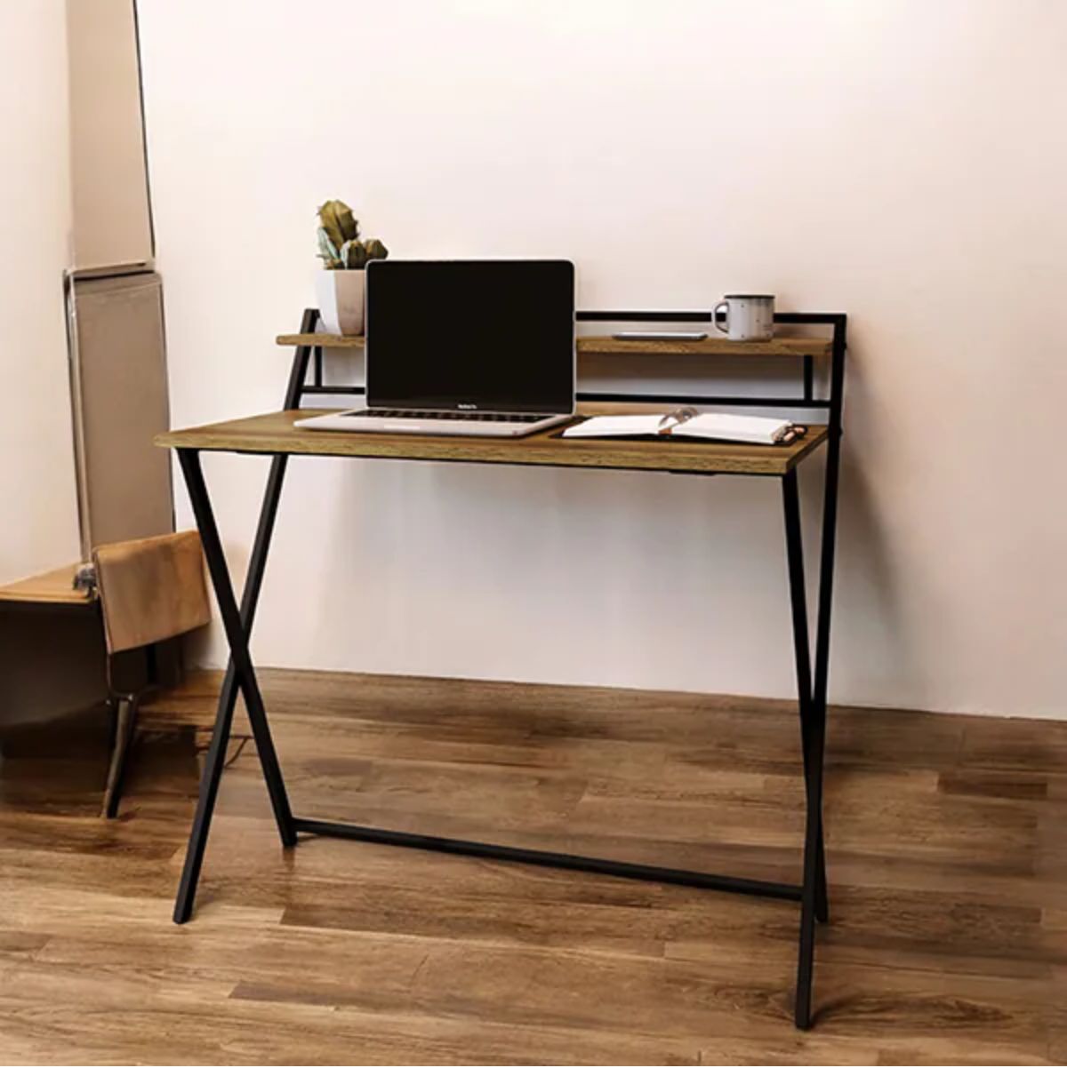 Escritorio-Apple-diseño-plegable-marron-negro-90x93x51-cm-ambientada