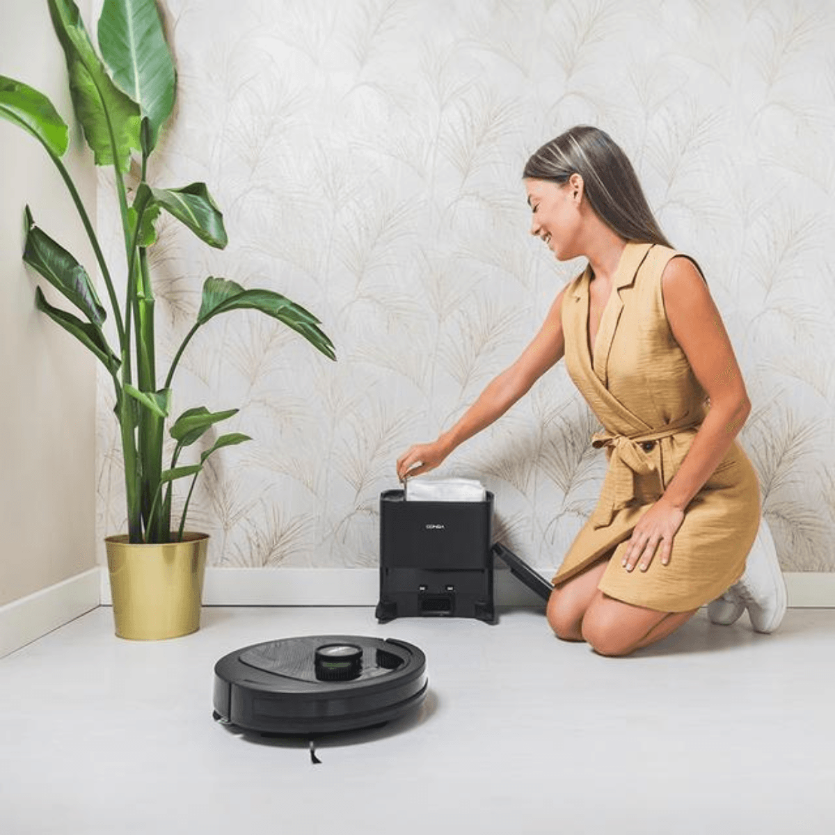 Robot-aspirador-Cecotec-Conga-8490-Ultimate-Ultra-Power-Home-7000Pa-4-en-1---base-autovaciado-negro