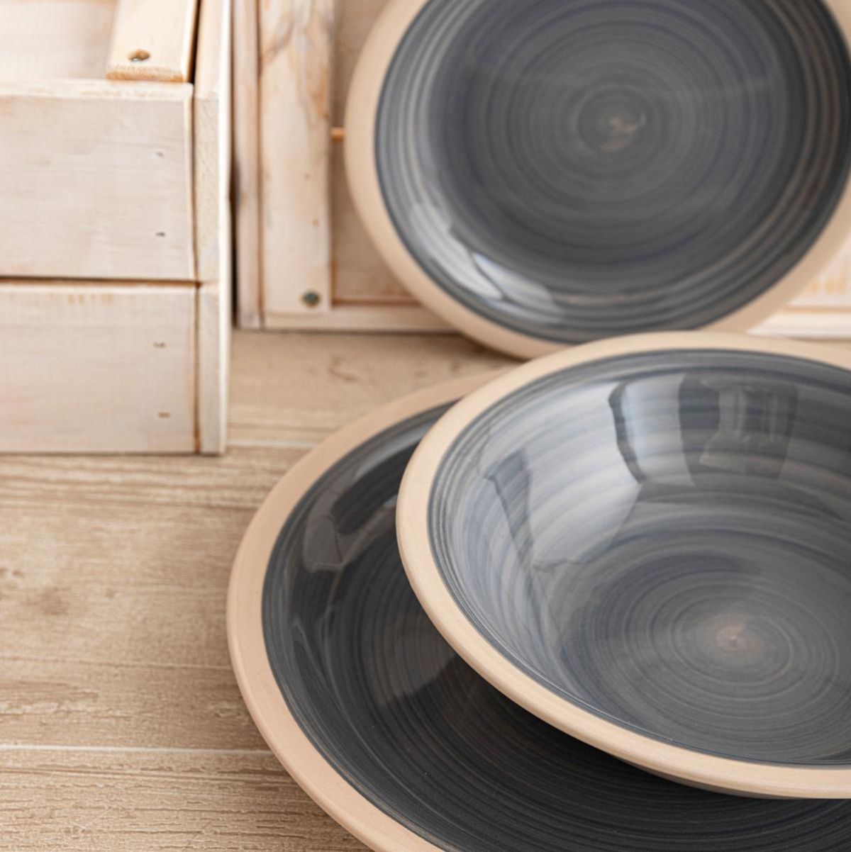 Vajilla-Baltic-Quid-18-piezas-6-servicios-ceramica-gris-detalle