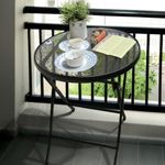 Mesa-de-jardin-diseño-plegable-acero-antracita-Ø60x70-cm-ambientada-detalle
