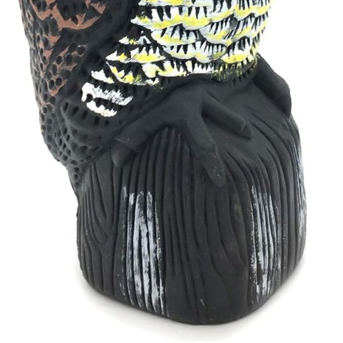 Buho-Urion-decorativo-multicolor-39x18x18-cm-detalle-base