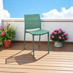 Pack-de-4-sillas-Loira-apilable-verde-785x38x49-cm-ambientada