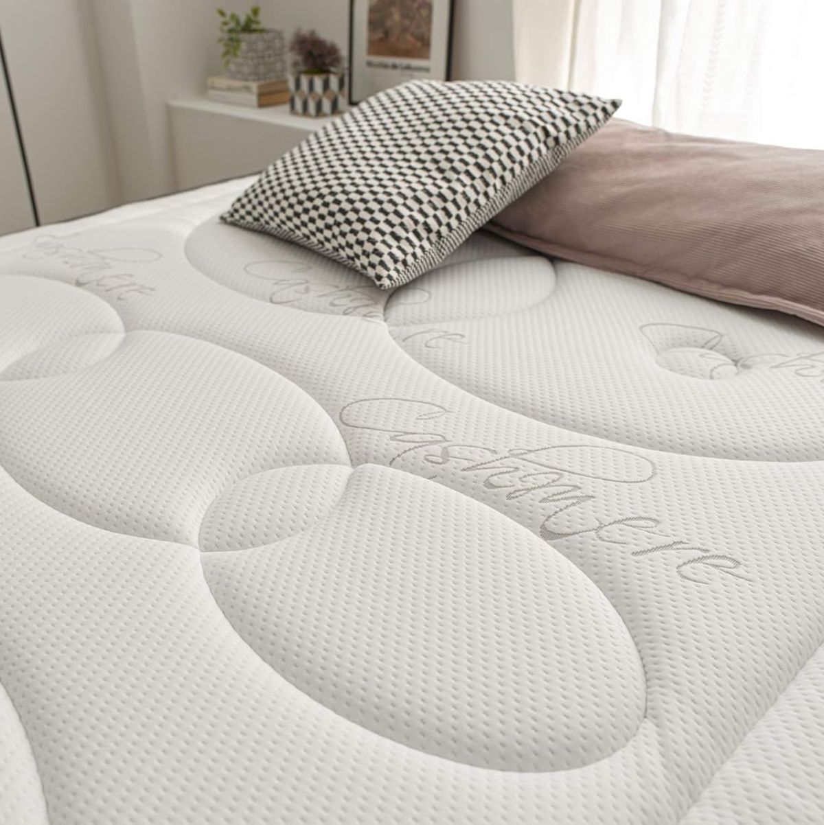 Colchon-visco-muelle-Hybrid-Cashmere-nucleo-muelles-ensacados-blanco-28-cm-detalle-colchon