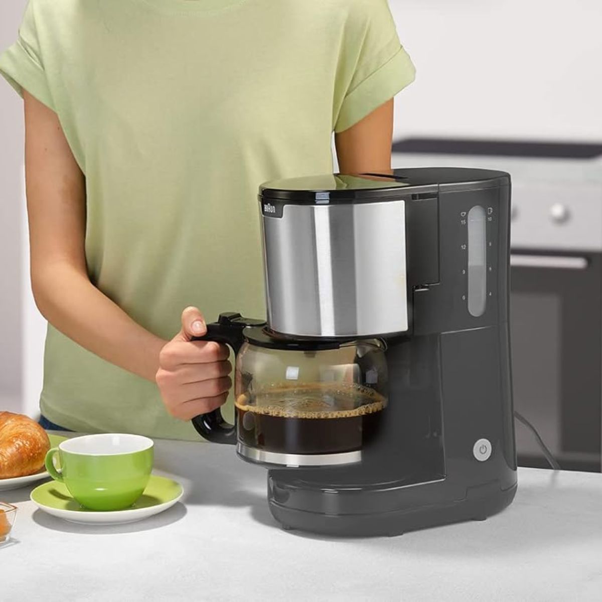 Cafetera-de-goteo-Braun-KF1500BK-sistema-OptiBrew-10-tazas-negro