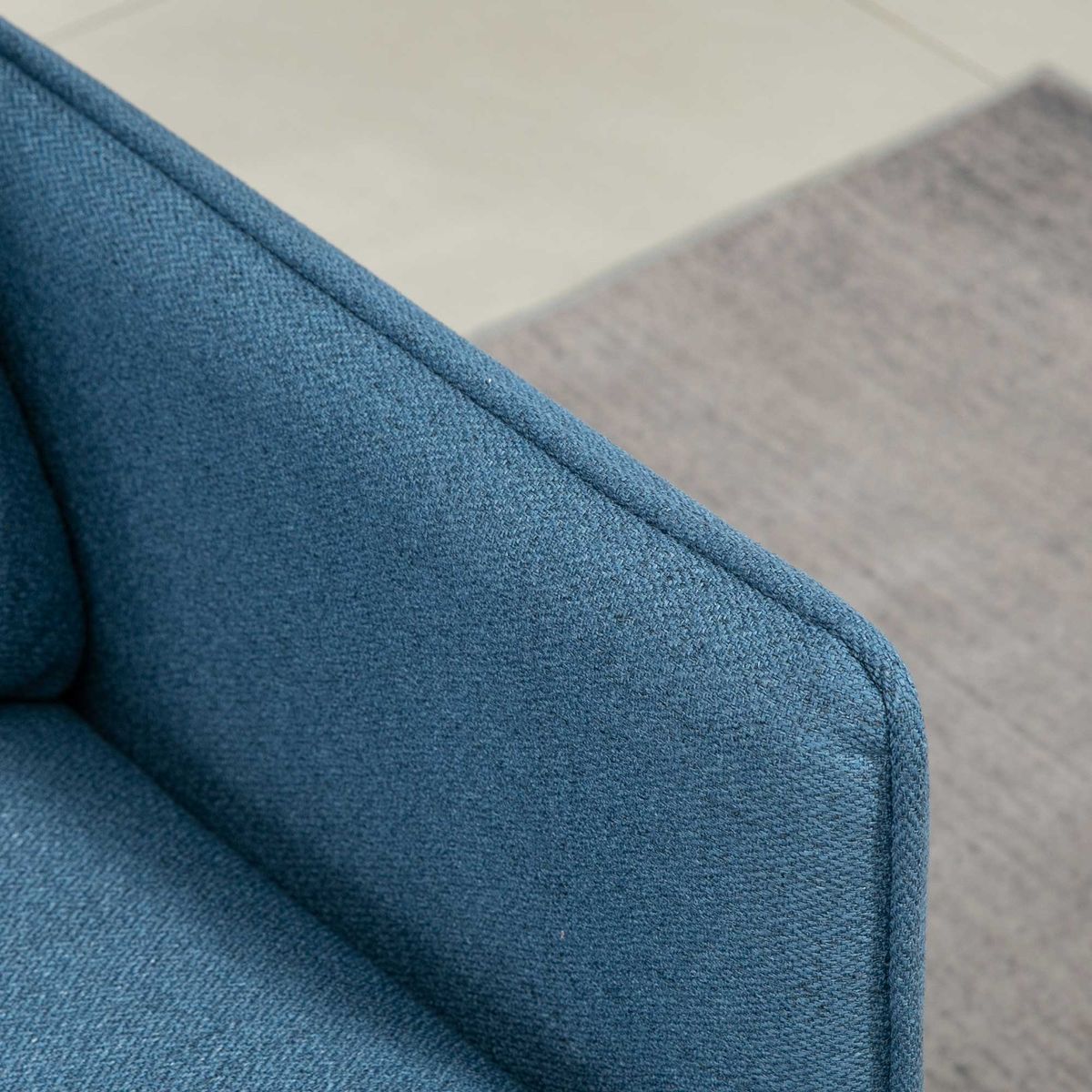 Sofa-Nevada-Homcom-2-plazas-con-cojines-azul-oscuro-80x139x68-cm