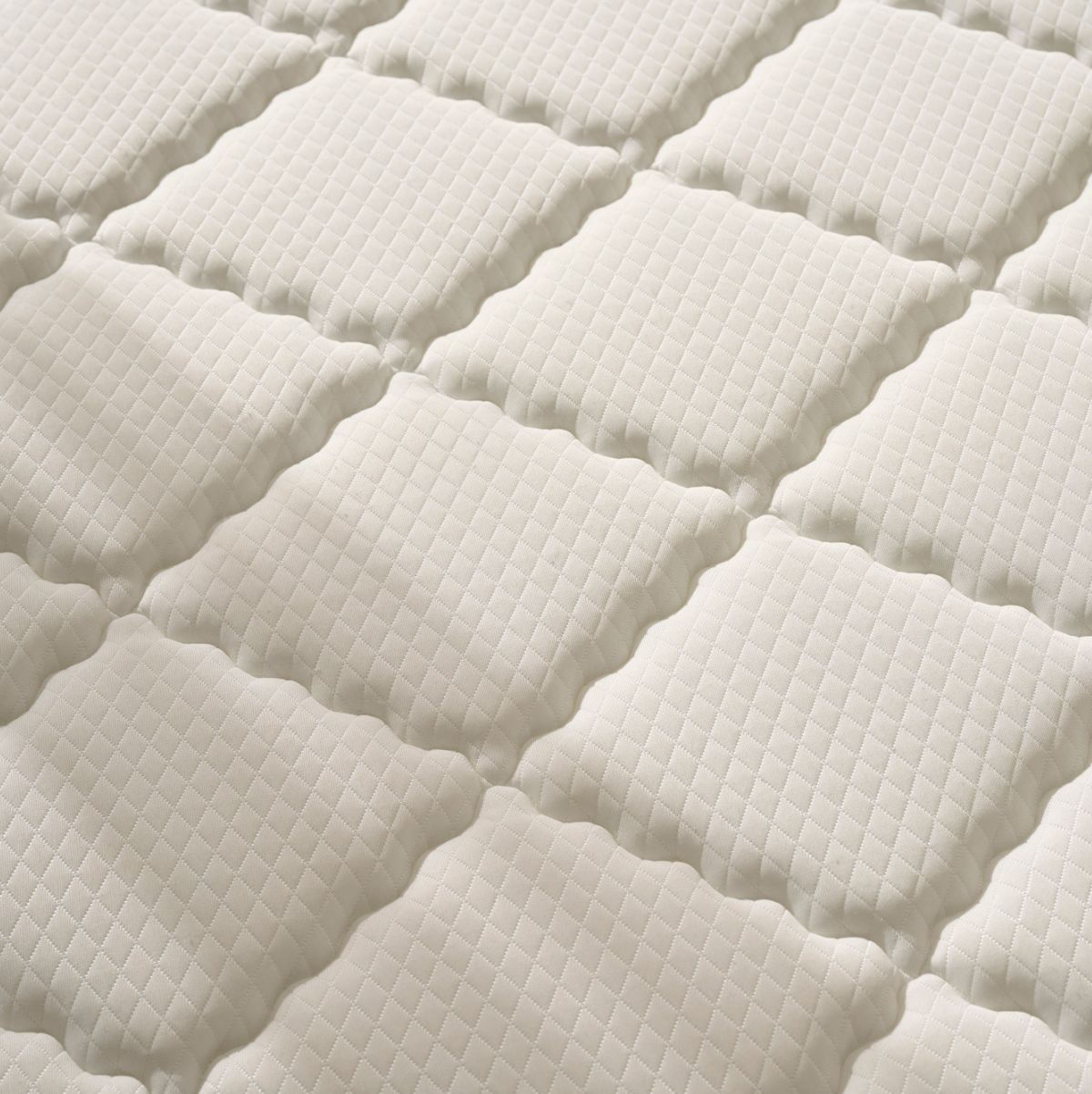 Colchon-viscoelastico-Hybrid-Pure-Gel-nucleo-muelle-ensacado-beige-80x180-cm-detalle-colchon
