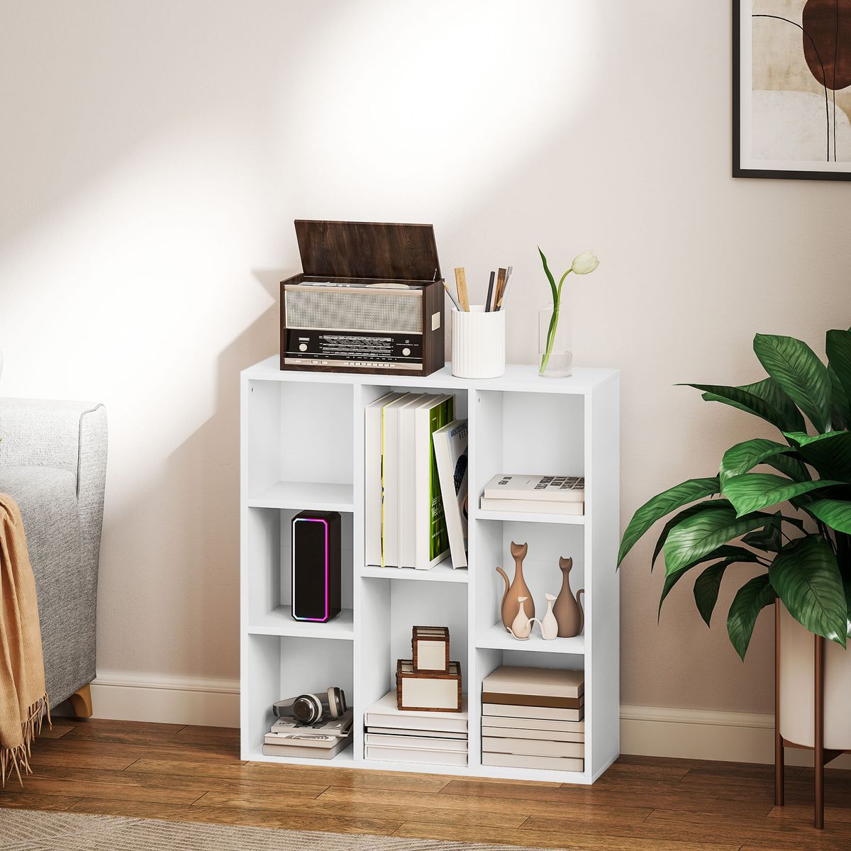 Estanteria-Alhia-Homcom-8-compartimentos-blanco-80x743x24-cm-ambientada