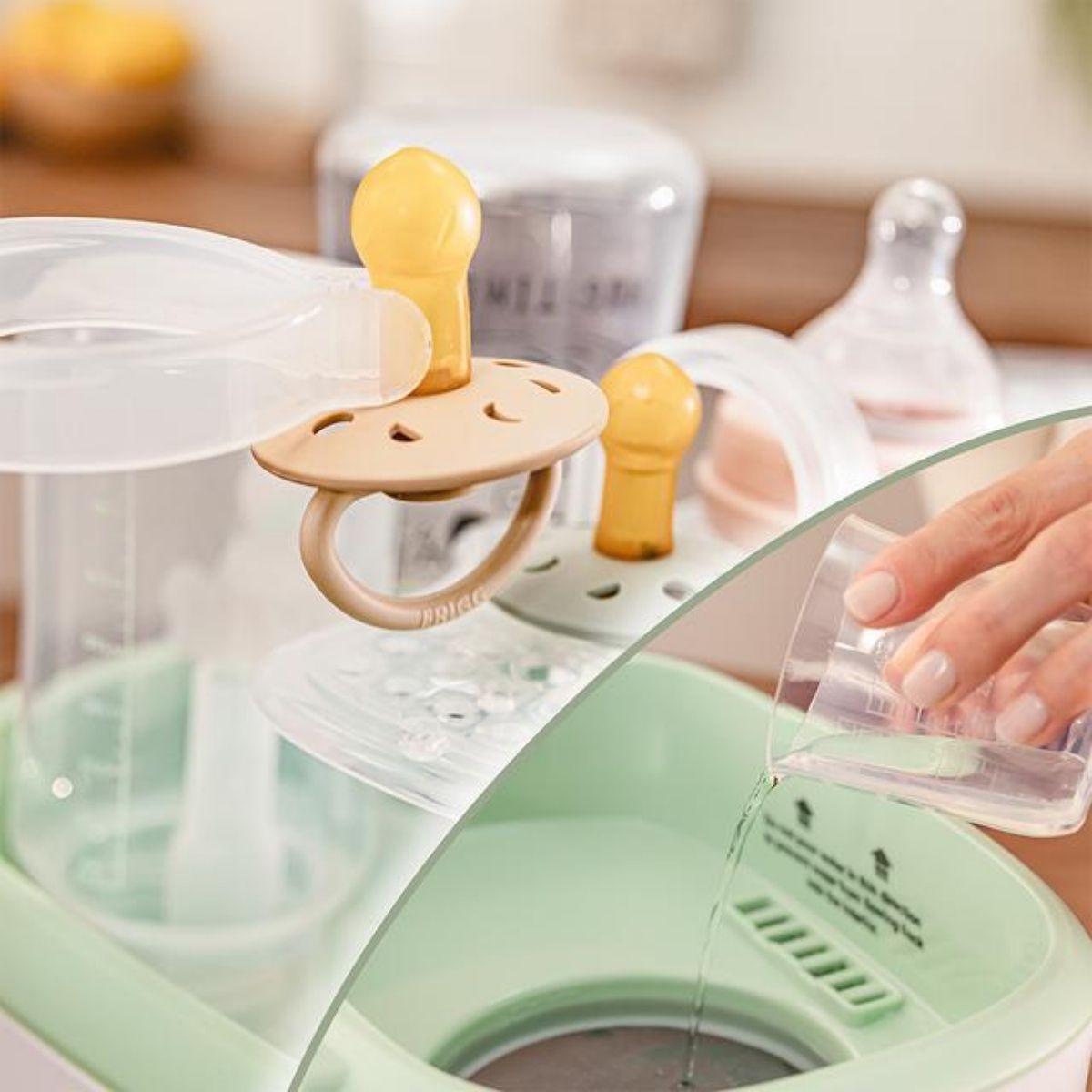 Esterilizador-de-biberones-Cecotec-Nana-BabyCare-DigitalSterilizer-3-en-1-blanco