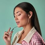 Auriculares-de-boton-Energy-Sistem-EasyPods-con-microfono-USB-C-negro-ambeintada