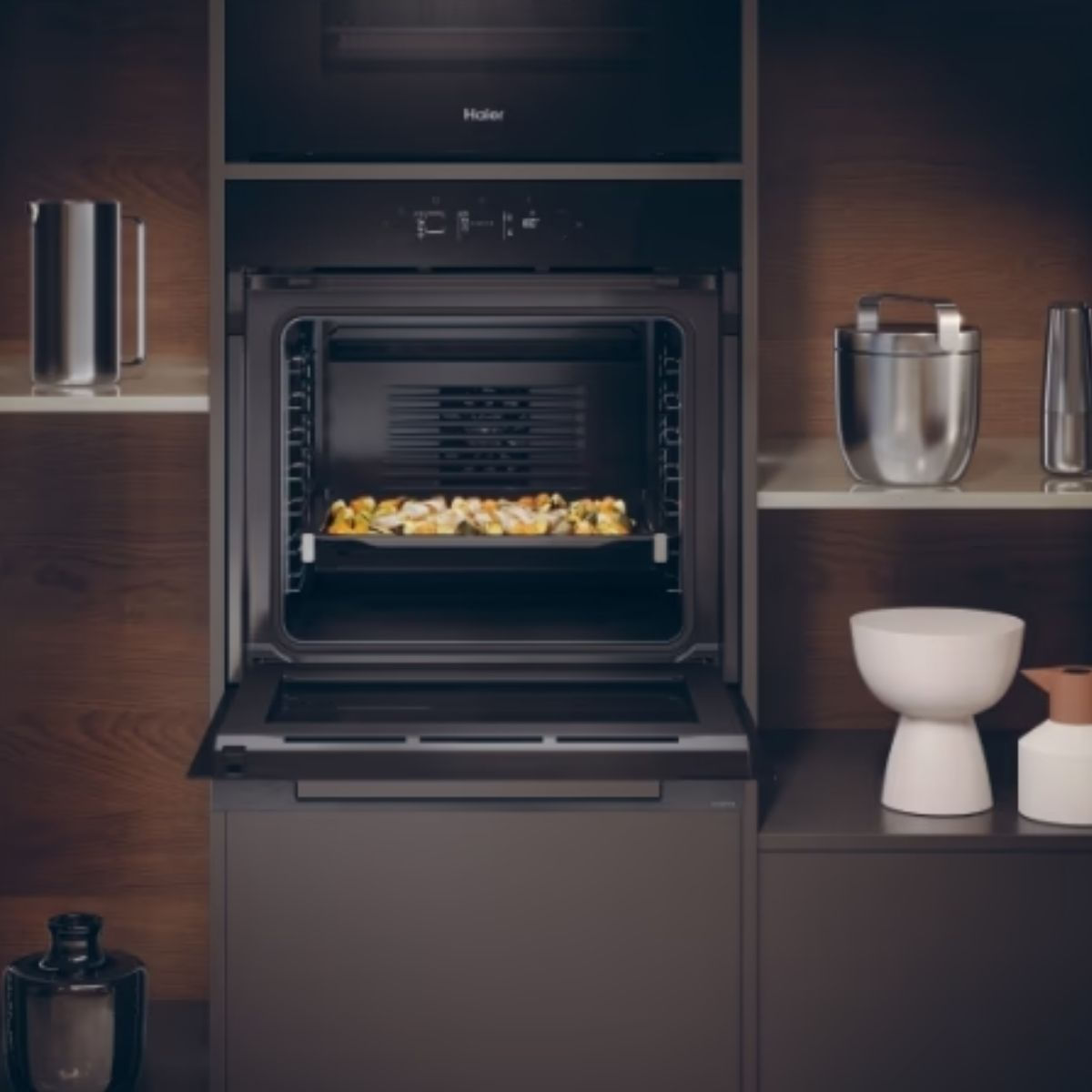 Horno-multifuncion-Haier-ID46G3HTB--3300W-78L-18-programas-A-negro-60-cm-