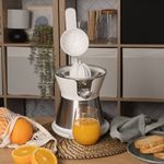 Exprimidor-de-brazo-Juicy-Plus-Universal-Blue-300W-2-conos-blanco-ambientada