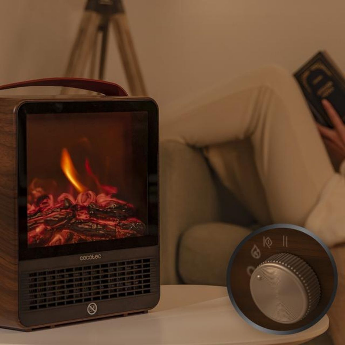 Calefactor-ceramico-Cecotec-ReadyWarm-1500-Flames-1500W-2-modos-con-luz-marron-detalle