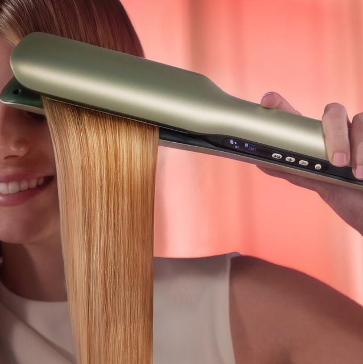 Plancha-de-pelo-con-aire-Cecotec-Air-Lisse-Olive-ionica-3-modos-verde-detalle