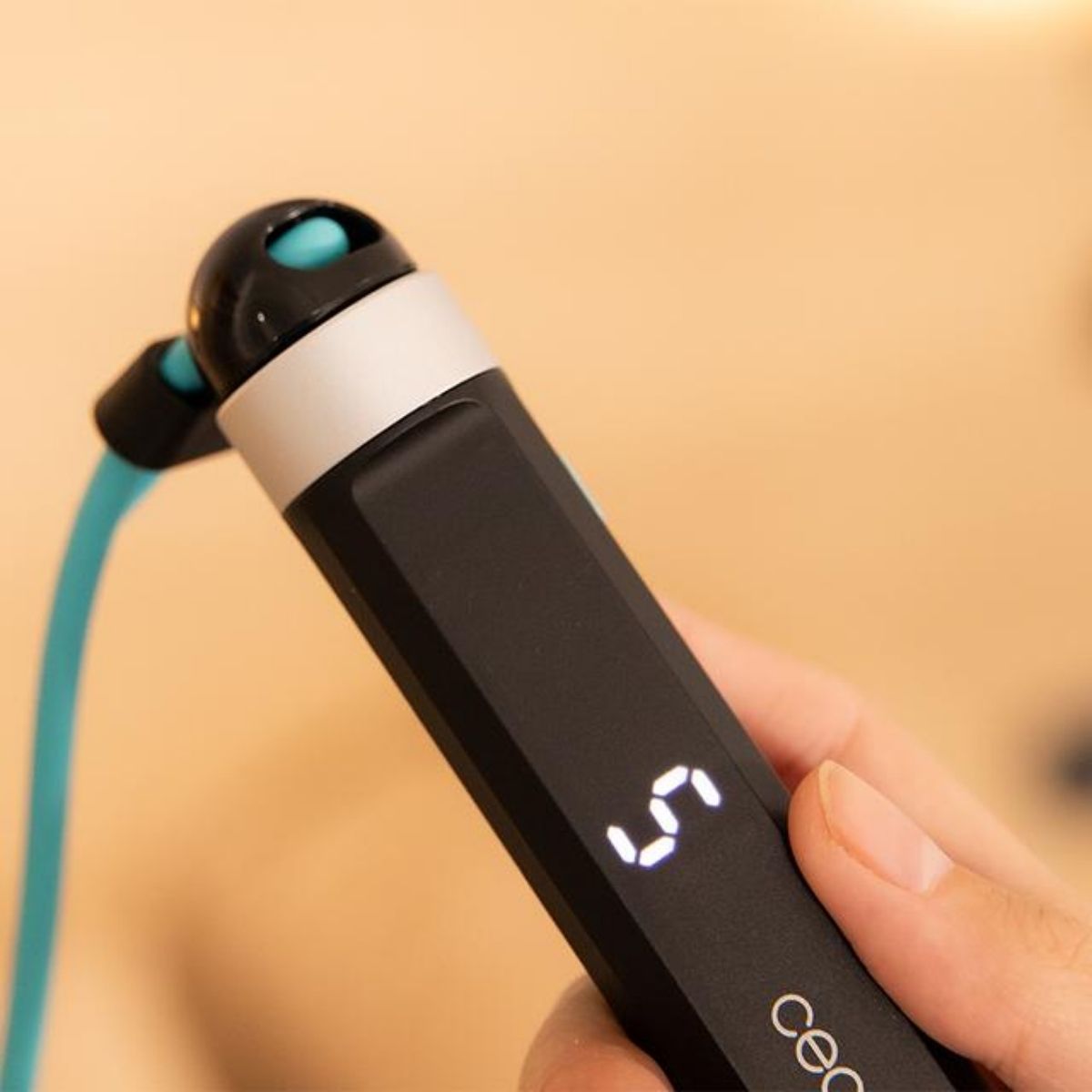 Comba-inteligente-Cecotec-Drumfit-SmartComba-3000-Connected-pantalla-LED-con-App-30-cm-bateria