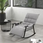 Mecedora-Lidhia-Homcom-reclinable-con-reposapies-gris-70x60x134-cm-ambientada