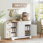 Aparador-Mirlo-Homcom-3-puertas-con-cajon-blanco-natural-83x105x40-cm-ambientada