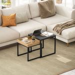 Set-de-2-mesas-nido-Cassy-Homcom-negro-natural-ambientada