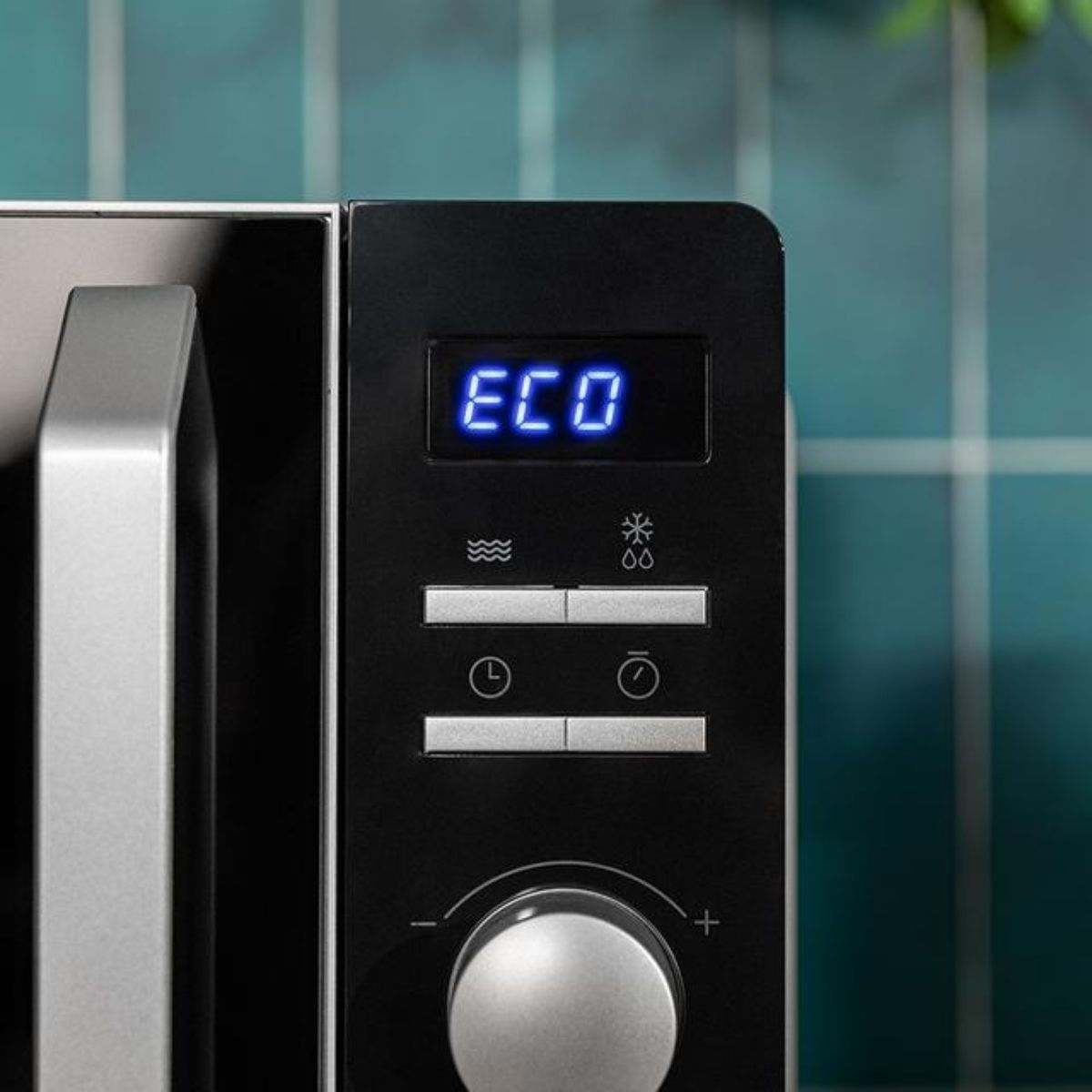 Microondas-Cecotec-Proclean-5010-Inverter-pantalla