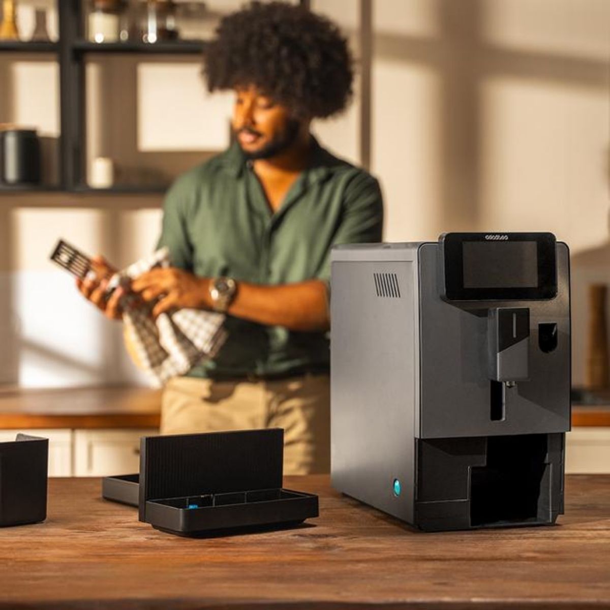 Cafetera-superautomatica-Cecotec-Cremmaet-Latte-desmontable