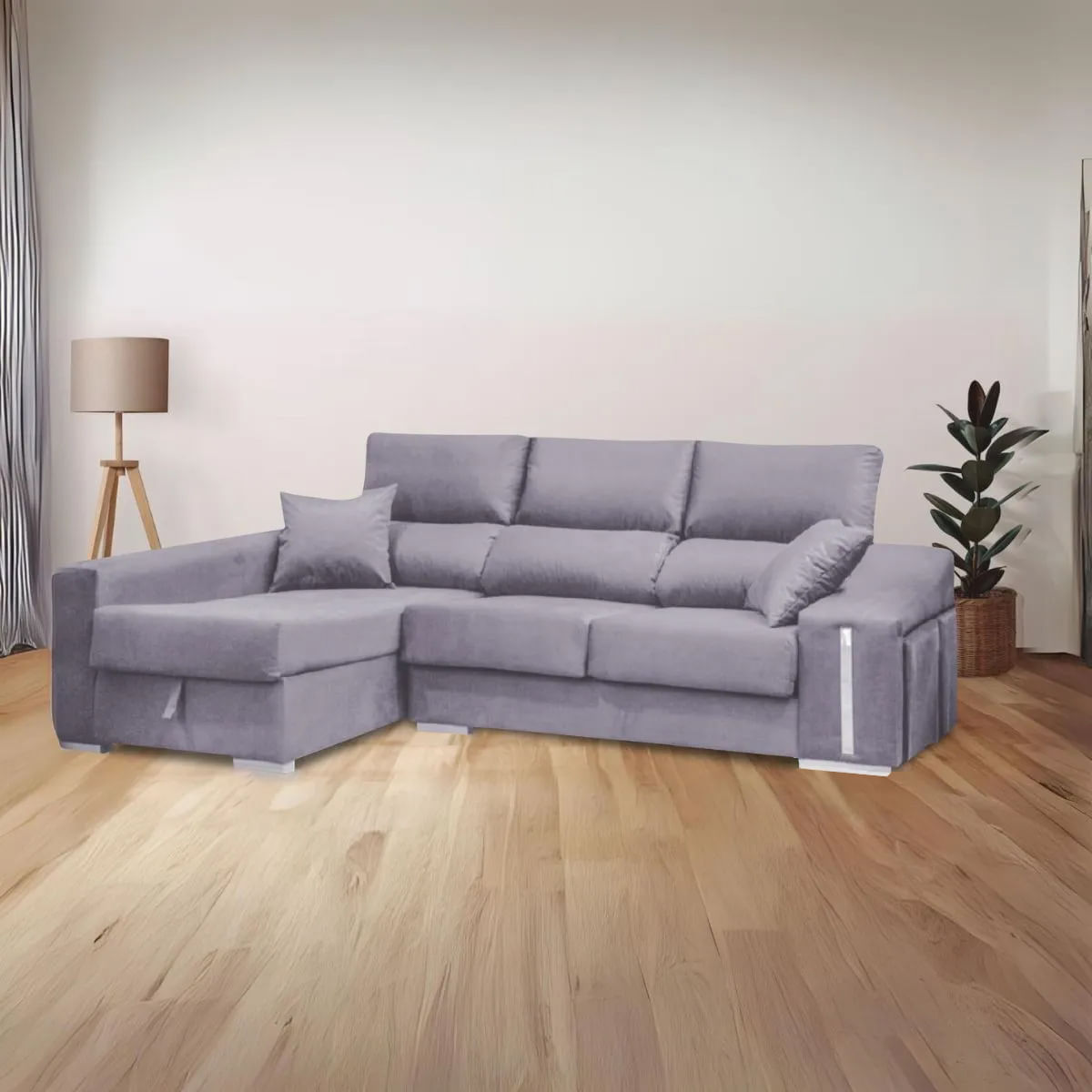 Sofa-chaiselongue-Ares-3-plazas-con-arcon-y-2-taburetes-tela-nevada-gris-frente-izquierda-ambientada