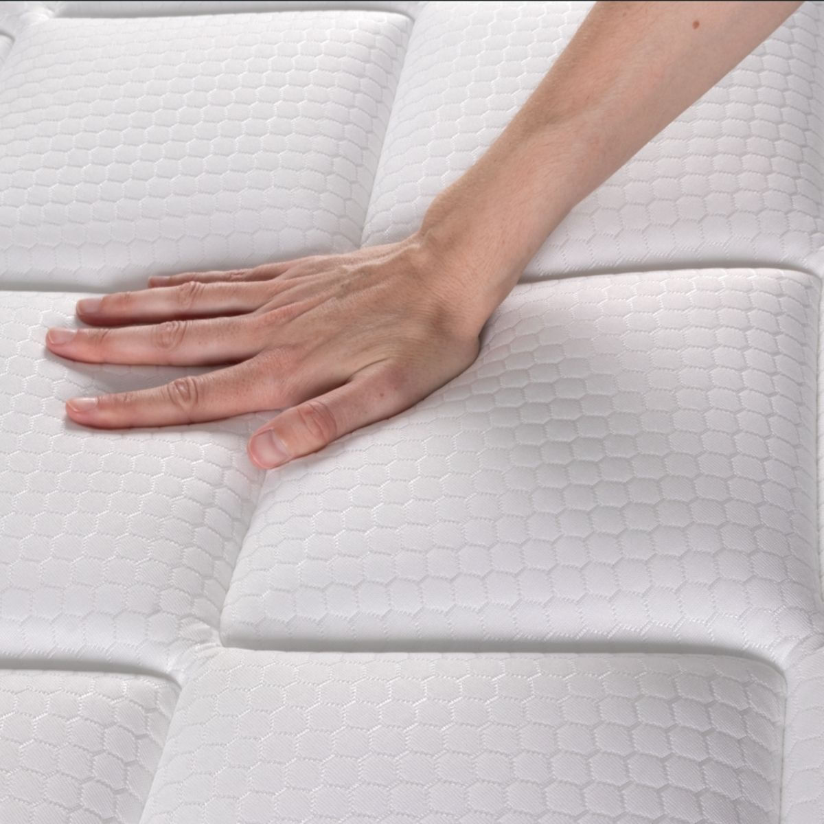 Colchon-de-muelles-ensacados-Perla-detalle-acolchado